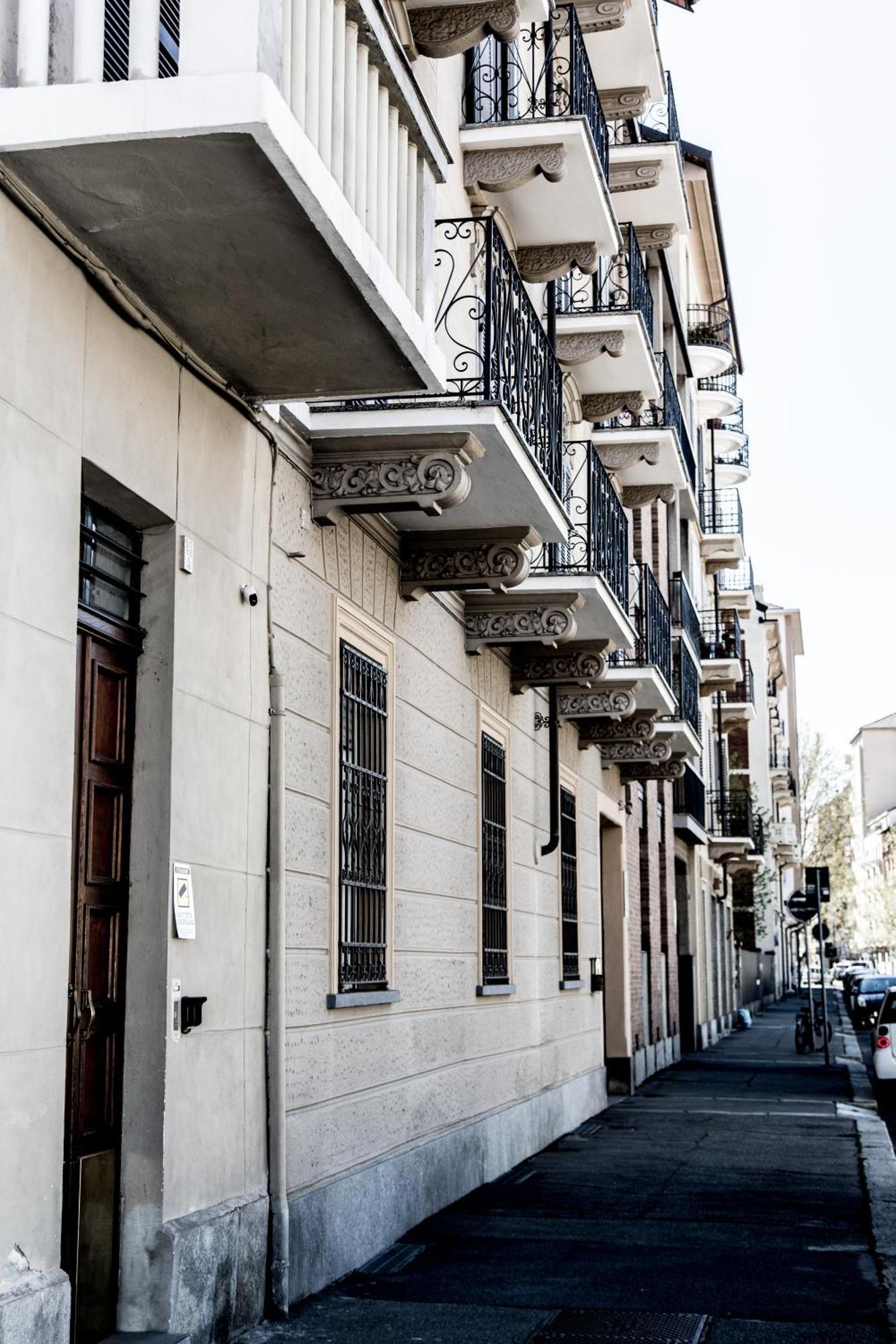 Guest House Turin Metro Young Εξωτερικό φωτογραφία