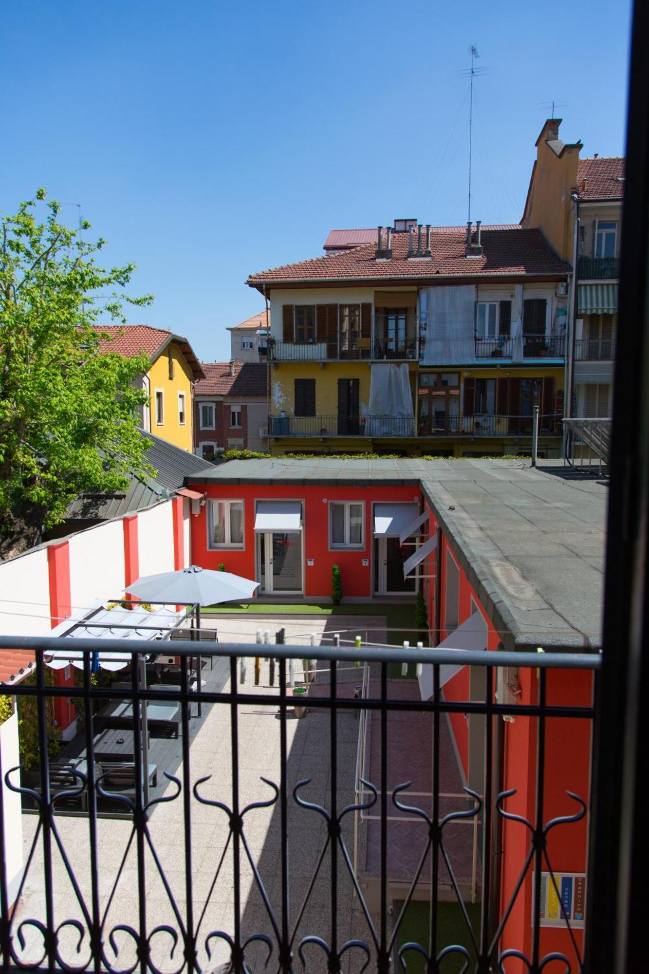 Guest House Turin Metro Young Εξωτερικό φωτογραφία